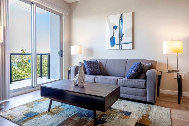 Photo - 880 Pacific St Unidad FL7-ID1039253P