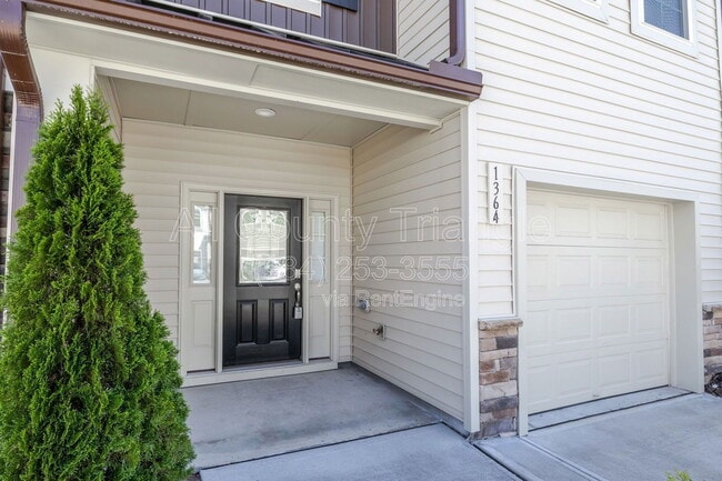 Photo - 1364 Scholar Dr