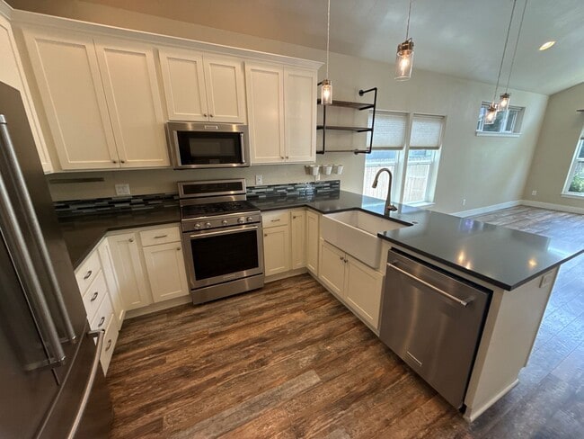 Photo - Stunning Like-New NE Home on Quiet Cul-de-Sac with Covered Patio, 3 Bedroom Home with Bonus Room