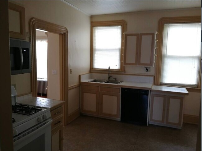 Photo - 34 Hume Ave Unit 2