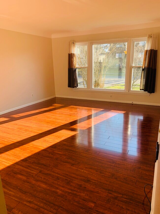 Photo - 14220 Triskett Rd