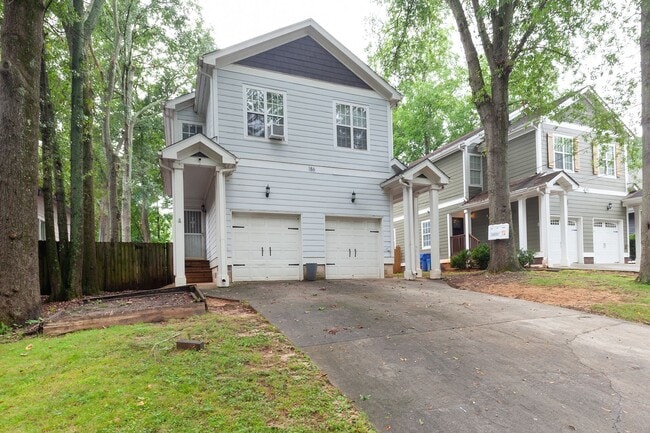 Photo - 3bd/2.5 ba Duplex Townhome Unit w/ Garage in Ideal ...