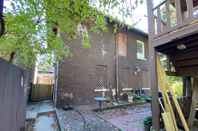 Photo - 921 W Winona St Unidad CH