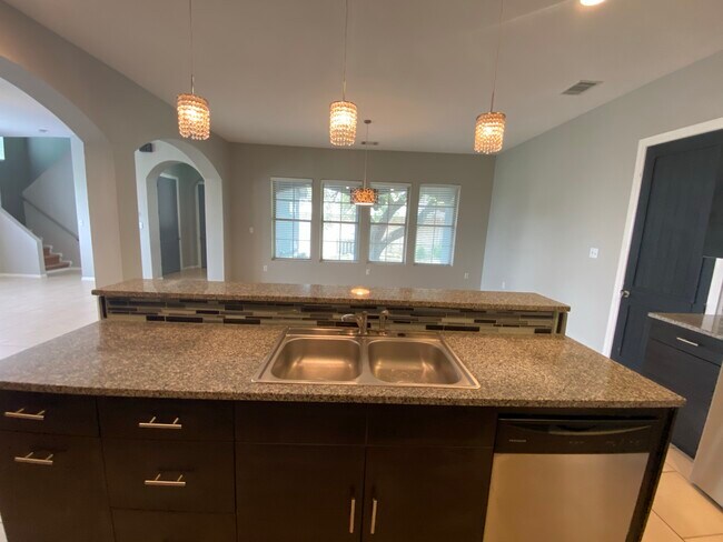 Photo - 204 Spellbrook Ln