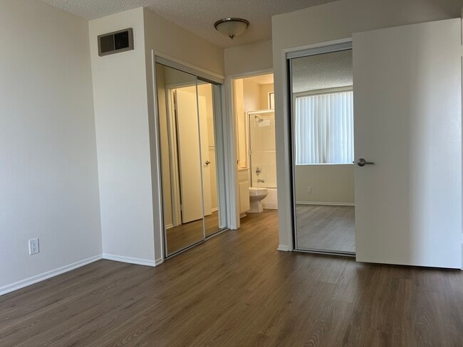 Photo - Castle Heights Apartments