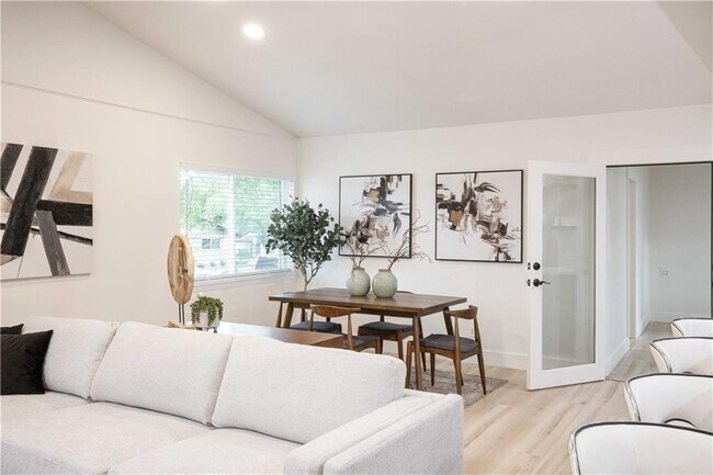 Photo - 2508 Aldford Dr