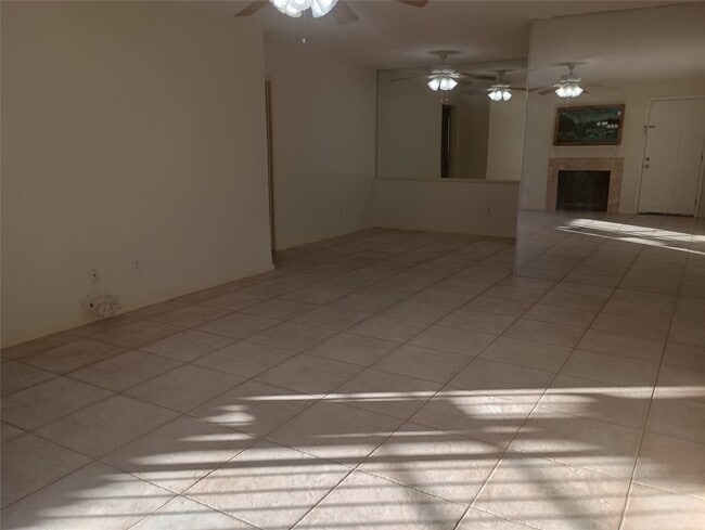 Photo - 8787 Brae Acres Rd Unidad 307