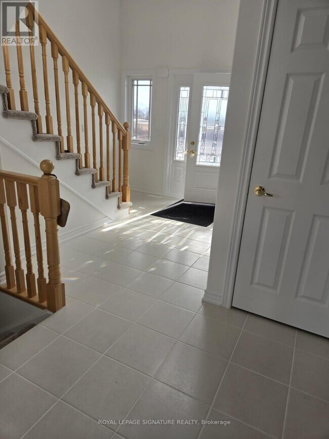 Photo - 142 MacPhail St