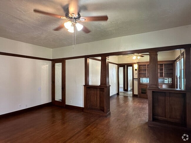 Building Photo - 641 S Dakota Ave Unit Apt. 1