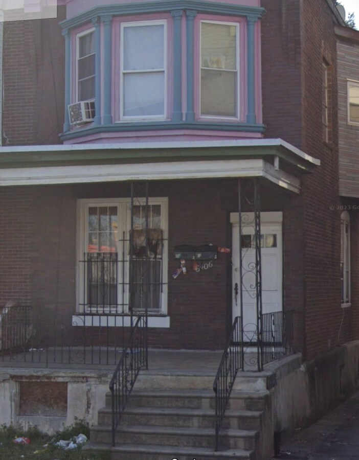 Photo - 5406 N 5th St