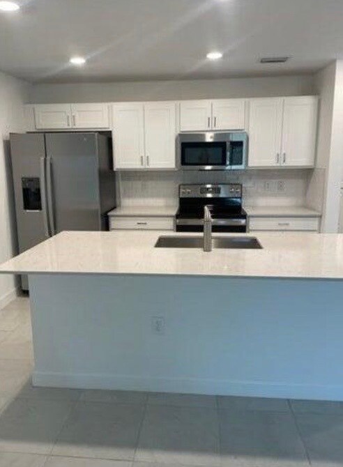 Photo - 6737 Broadwater Ln