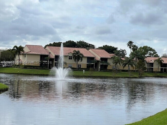 Photo - 1227 SW 46th Ave Unit 304