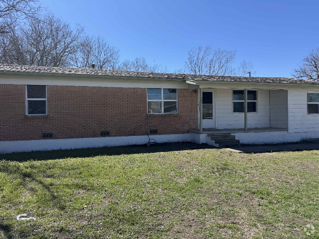 Building Photo - 809 Sandy Ct Rental