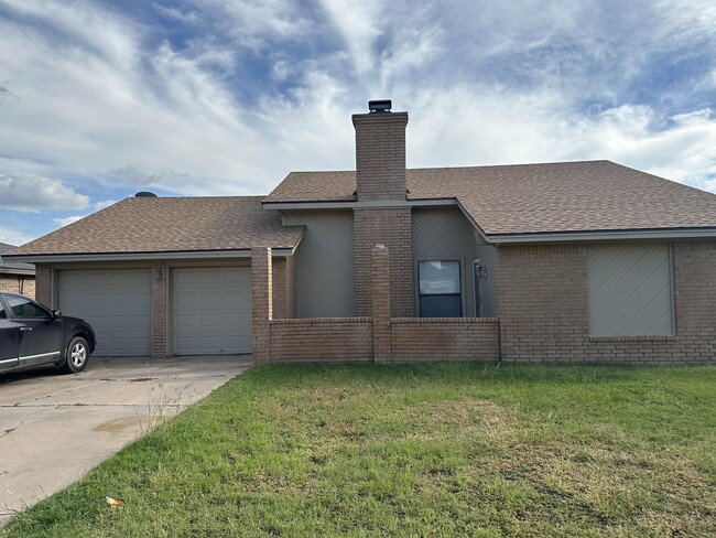Building Photo - 3513 103rd St Rental