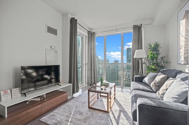 Photo - 15 John St Unit ID1345955P