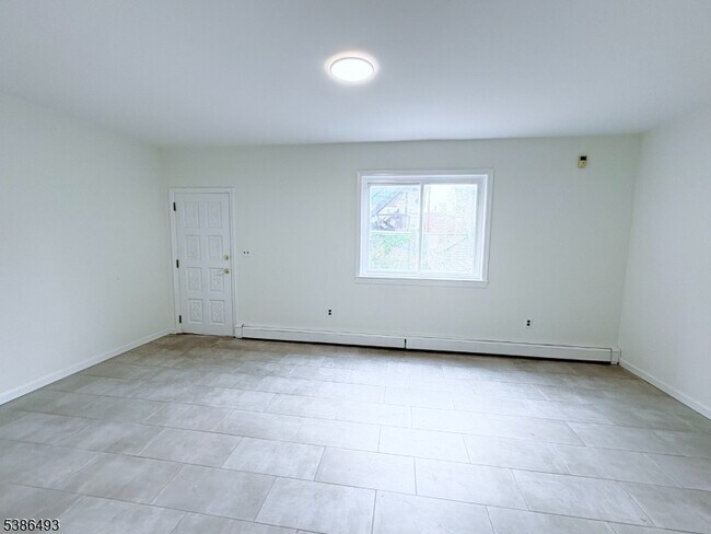 Photo - 82 Elm St Unit 2