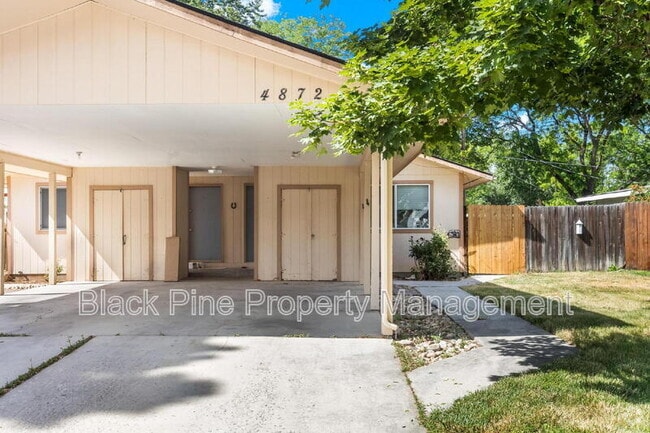 Building Photo - 4872 W Bethel St Rental