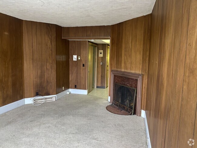 Building Photo - 472 Commonwealth Ave Rental