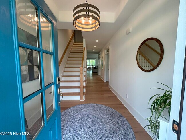 Photo - 9396 Bar Harbour Wy NE