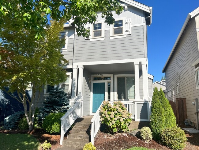 Building Photo - 3075 NW Flame Tree Ln Rental
