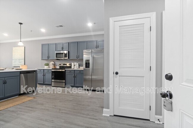 Photo - 138 Center Pointe Dr