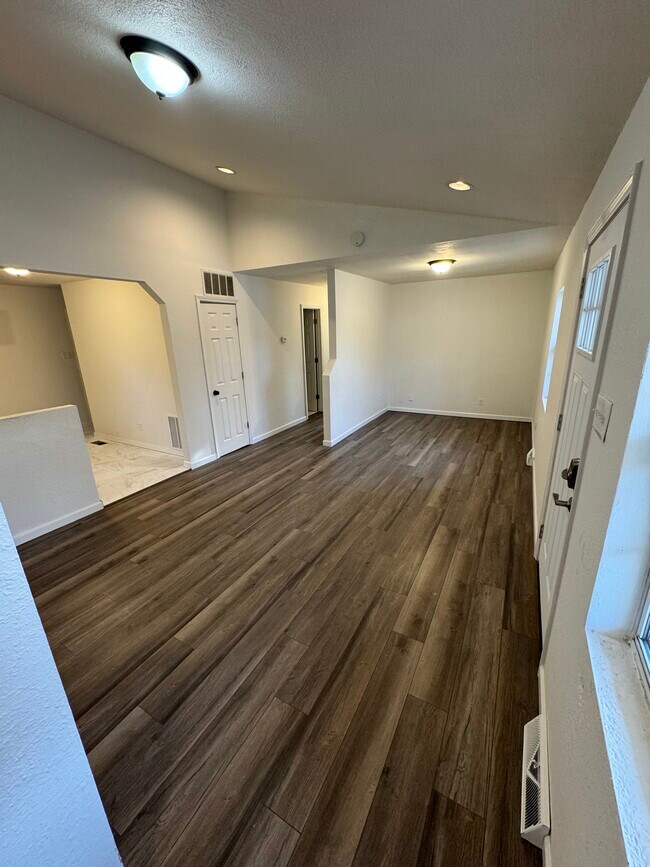 17 Highwood Ln Rental House Rental in Belleville, IL