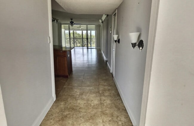 Building Photo - 3091 N Course Dr Rental