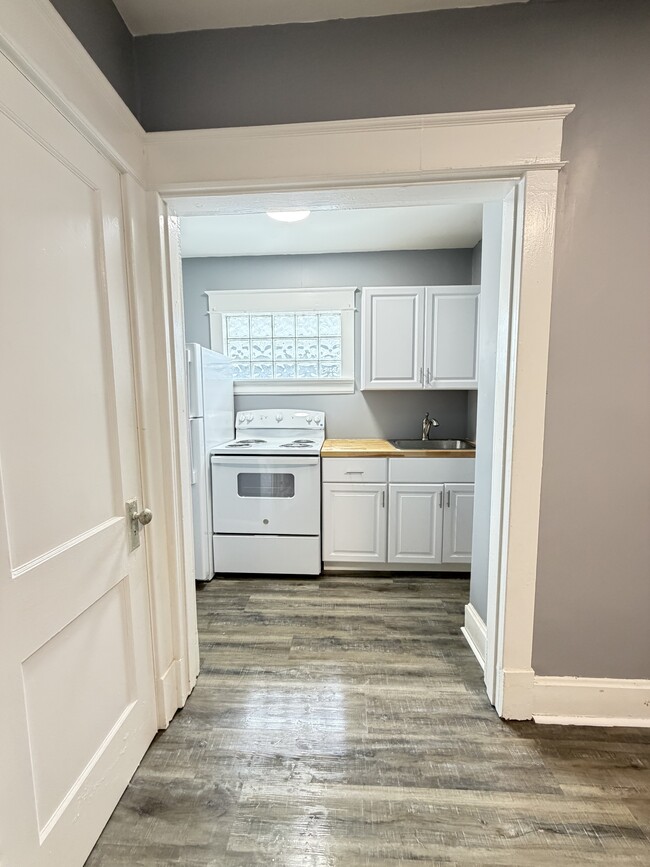 Photo - 2511 Herman St