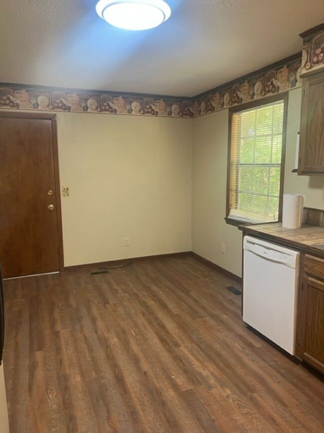 Photo - SINGLE FAMILY HOME