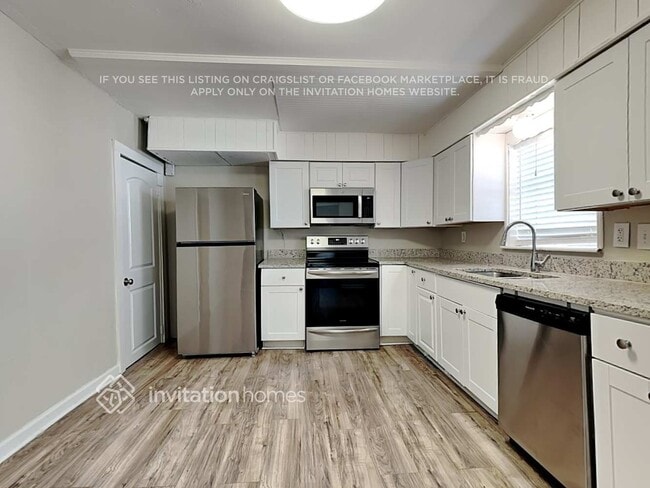 Photo - 705 N Alamo Rd