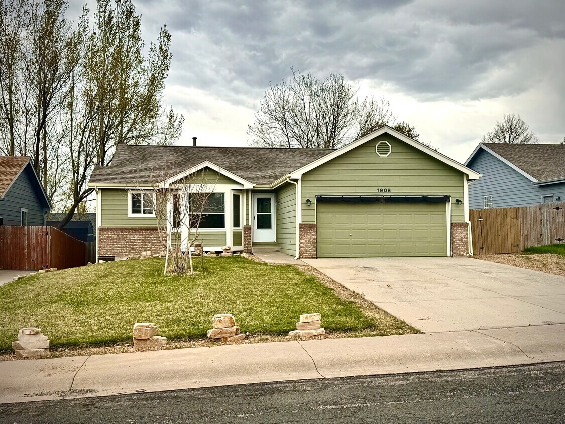 Photo - 1908 Sherwood Ln (Johnstown, CO)