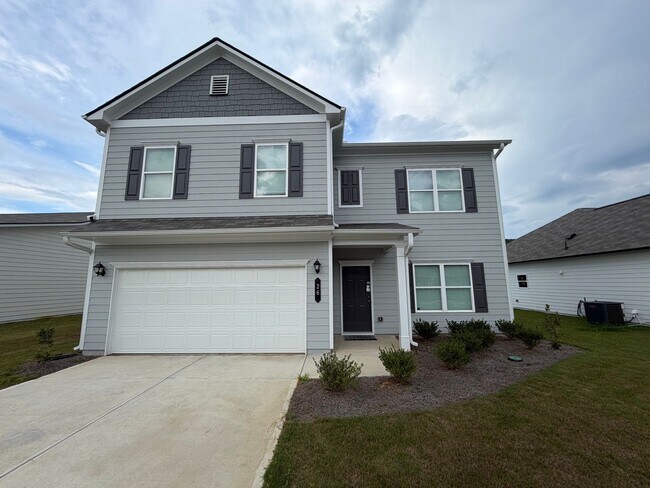 Building Photo - Large 5/3 House in Longbrook Subdivision- $2,495