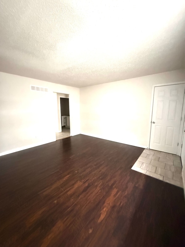 Photo - 301 Adams St