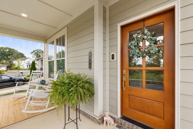 Photo - 3334 Vinemont Dr