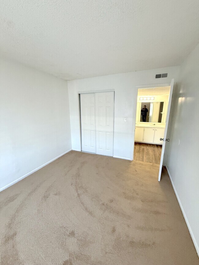 Photo - 2539 N Alafaya Trail