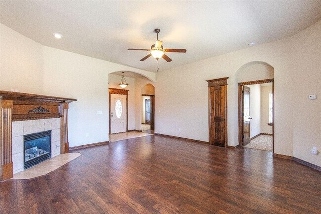 Photo - 12108 Chesterfield Ln