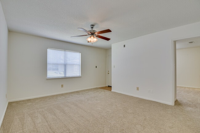 Woodwinds Apartments