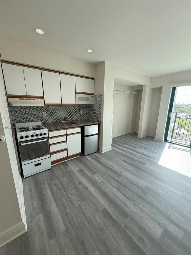 Photo - 5787 SW 72nd St Unidad 5787