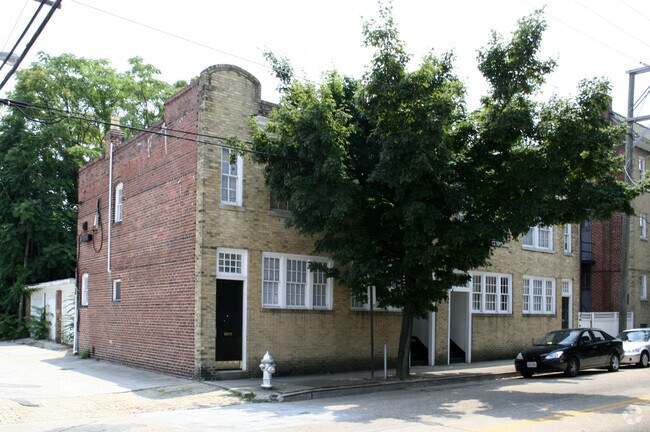 Photo - 803-809 N Robinson St