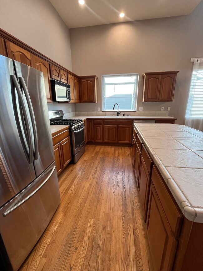 Photo - 18345 Mt Townsend Dr NE