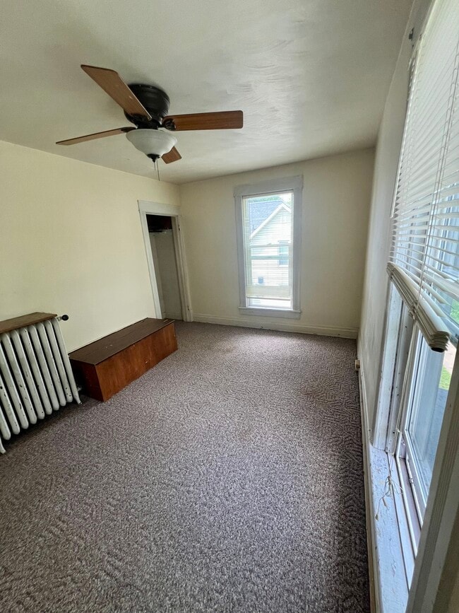 Photo - 425 Niagara St Unit 425 Niagara St