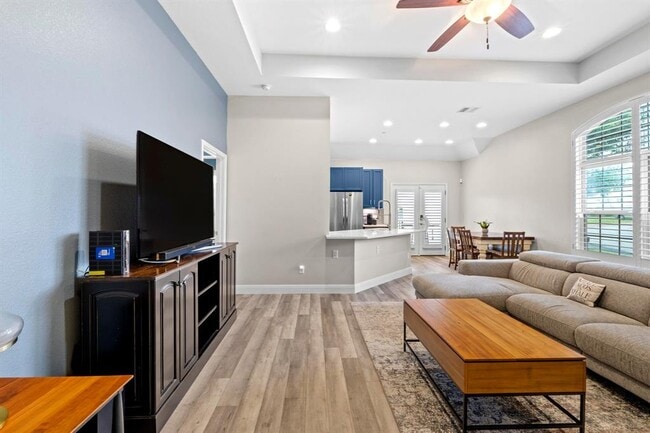 Photo - 1900 Little Elm Trail Unidad 153