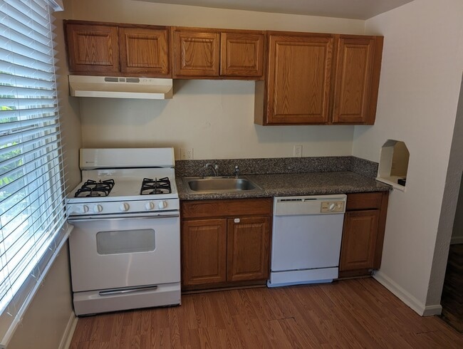 Photo - Cozy Aurora Condo Unidad 1