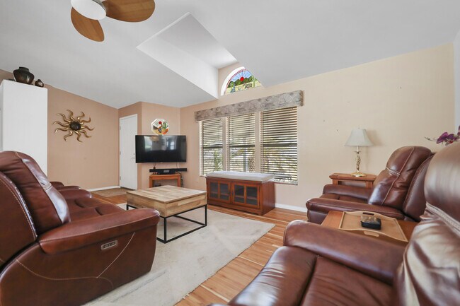 60781 Painted Hills Rd