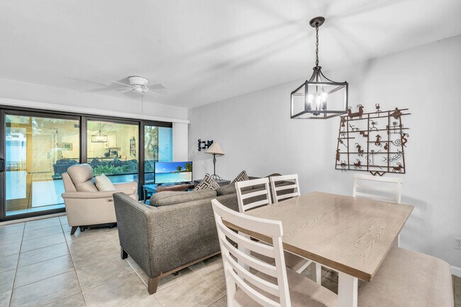 Photo - 600 Neapolitan Way Unidad SI FL1-ID1073530P