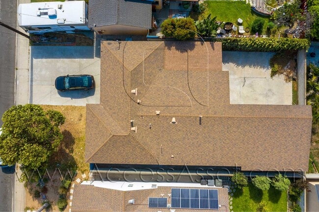 Photo - Spacious 3-Bedroom Torrance Home with Private Yard & Modern Interior