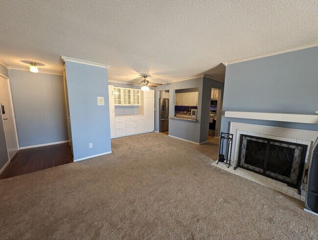 Photo - Updated 2bd/1ba Condo w/ Pool & Heated Par...