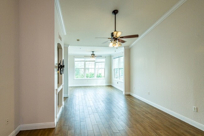 Building Photo - 4142 Central Sarasota Pkwy Unit 1421