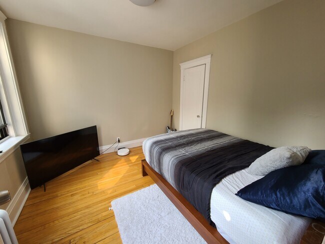 Photo - 7 Lothian Rd Unit 11