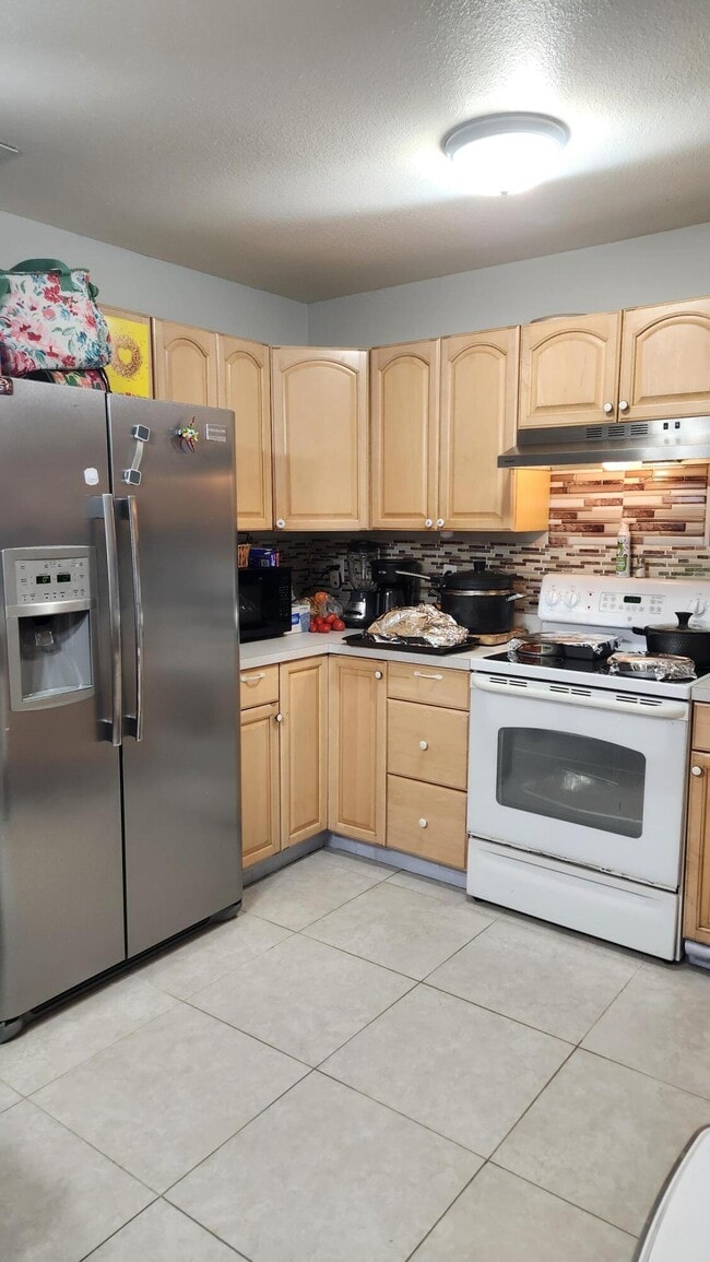 Photo - 2289 SE Seamist St